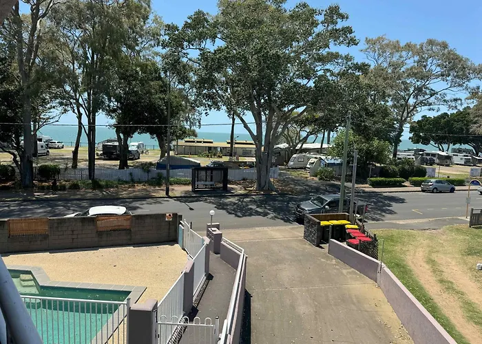 Beach Villa On The Esplanade