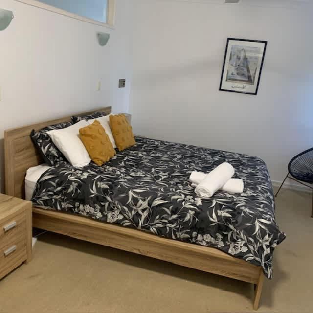 On The Esplanade Apartment Hervey Bay